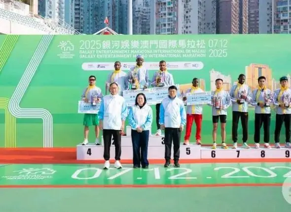 ESTUDANTE DA UNIVERSIDADE LICUNGO DESTACA-SE NA MEIA-MARATONA INTERNACIONAL DE MACAU 2025